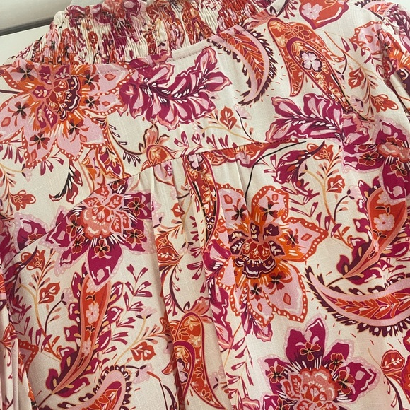 Umgee Floral Paisley Ruffle Neck Blouse / Med - Picture 5 of 9